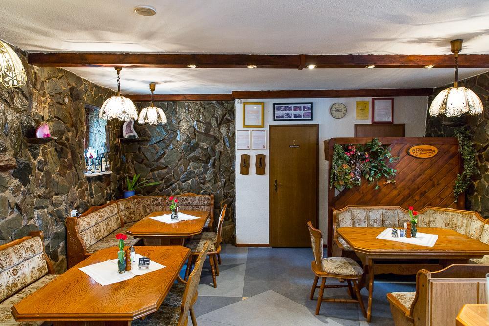 Kraeuterhotel Garni Zur Klostergrotte Nohra  Exterior foto